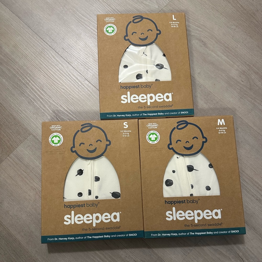 Happiest Baby Sleepea Swaddle in White with Black Dots